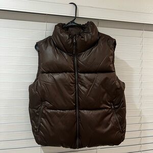 Old Navy Women's Brown Puffer Vest
